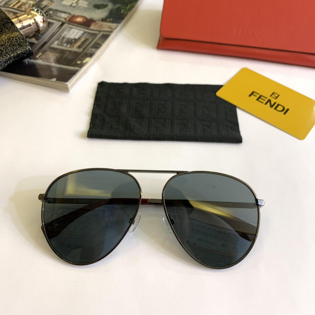 Fendi Men’s Sunglasses ASS650070